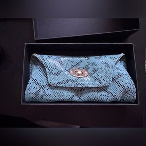 Paris Hilton Handbag Deep lake Green